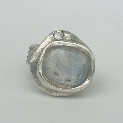The Eternal Moonstone Ring <span>One-of-a-kind, Pure Sliver & Stone</span>