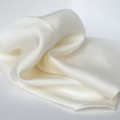 Photo: Lotus Silk Cleansing Cloth